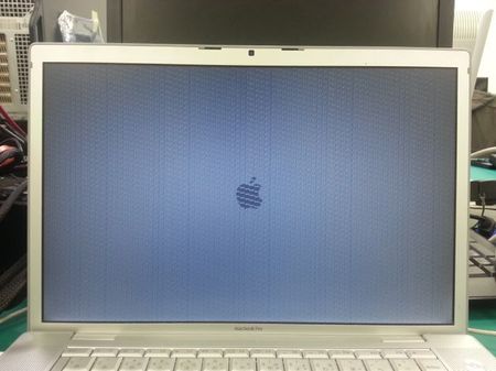 Apple MacBookPro MA609J:A_reflow.jpg